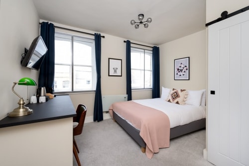 Ideal Mini Studio in Excellent Location