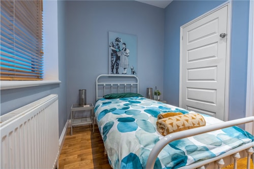 Charming 2-Bed Flat with Garden 15 The Upgrade Authority