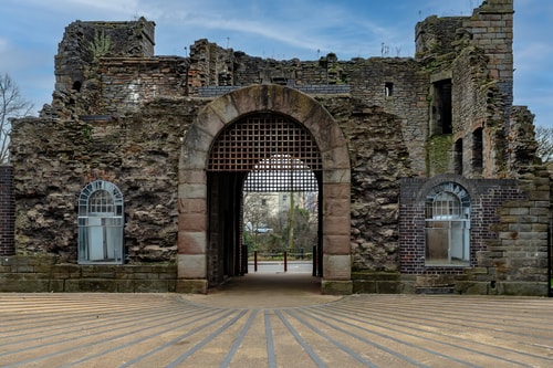 Wapping Wharf flat w/ harbour balcony views