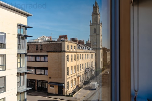 Central Apartment by Portland Square