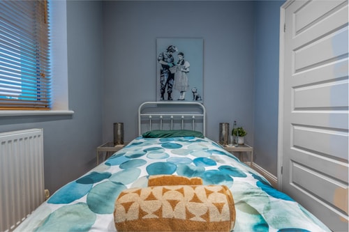 Charming 2-Bed Flat with Garden 1 The Upgrade Authority