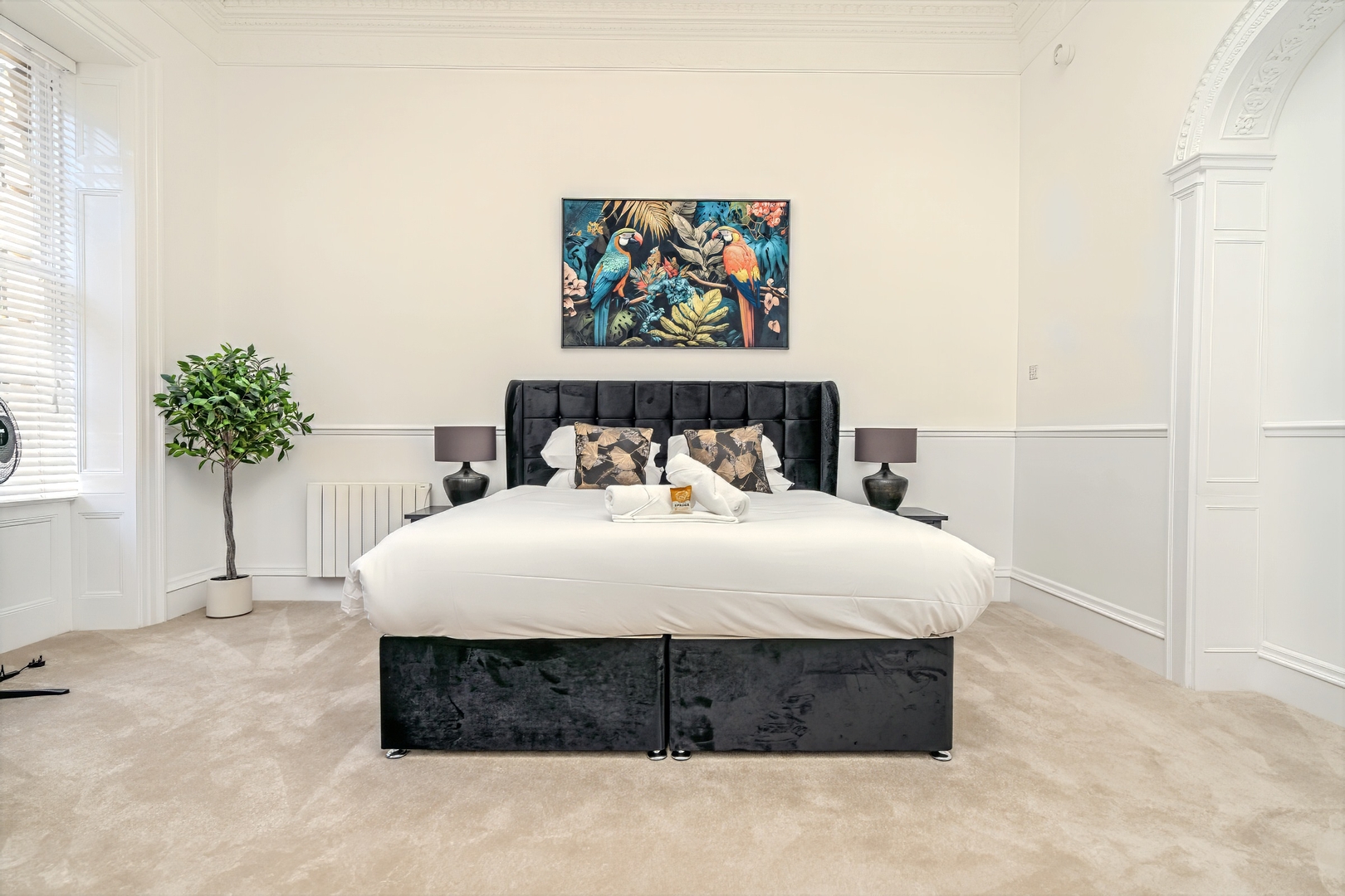 Garden-view flat with free parking near Cabot Circus, photo 2