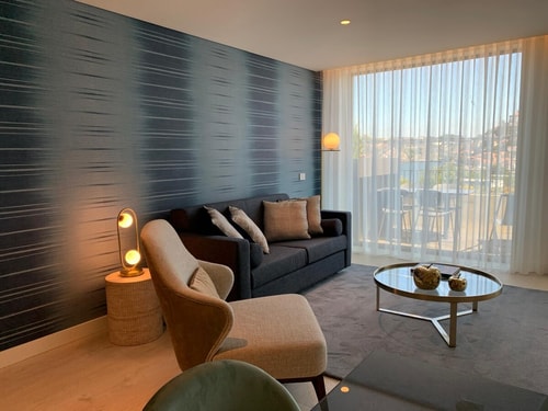 Luxury 2BR in Gaia | Iconic Views + Spa & Parking