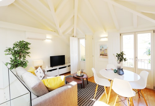 HM - Flores Skylight