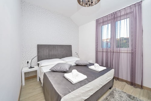 One bedroom apartment / sea view