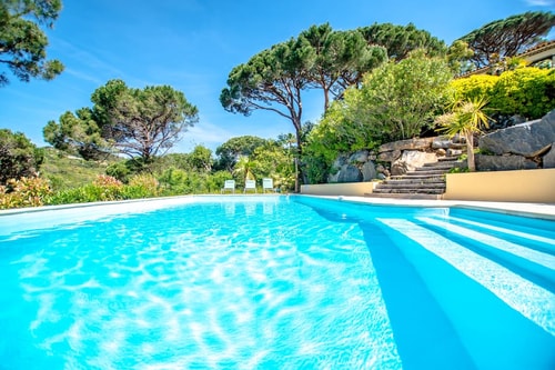 Nice villa with swimming pool La Croix Valmer 36 Shellter Conciergerie Immobilier Saint-Tropez 