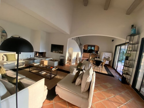 Nice villa with swimming pool La Croix Valmer 56 Shellter Conciergerie Immobilier Saint-Tropez 