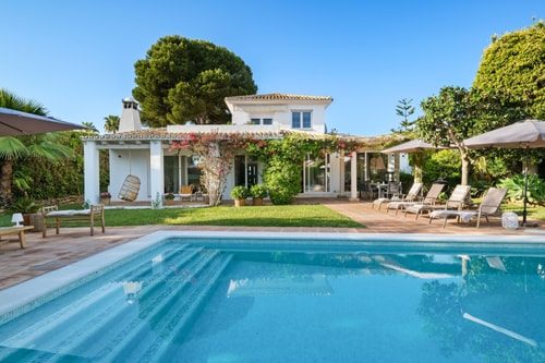 Villa Buganvilla: Mediterranean Luxury