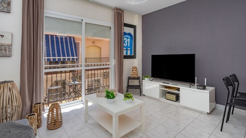 Beach & City at Your Doorstep | Cozy 1BR