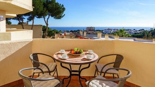 Seaview Escape/ Grill & Chill