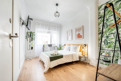 SM4 | BR next the train to Rossio Lisbon (1 min)