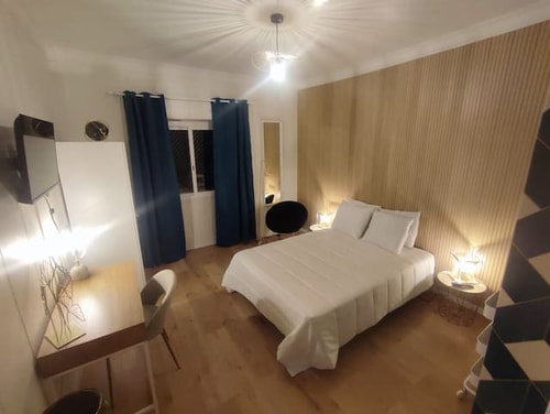 GF4 | Perto do comboio para Lx