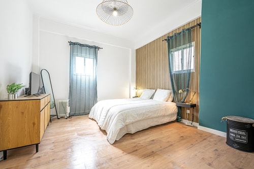 The Loft: near train to Lisbon & Sintra (3 min)