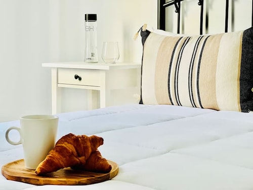 Canaryislandshost l Las Olas