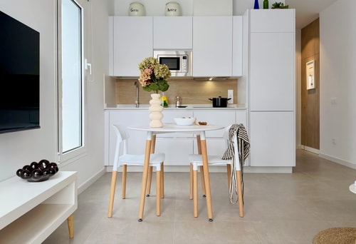 Canaryislandshost l Almar de Arrieta I