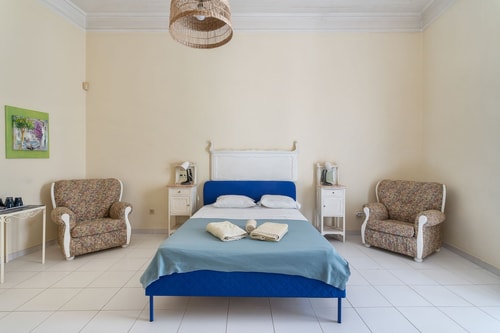 Valerya ROOM! @ Downtown Faro