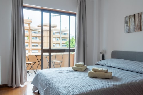 Elisya room! Comfortable small room in Faro