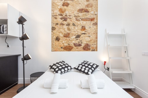 Sashya Room! Exclusivity & Location in Faro