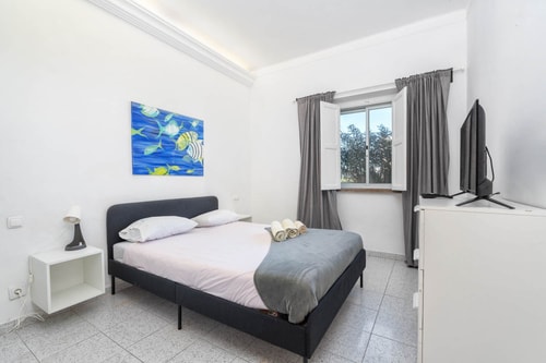 Brizya room - steps from the beach