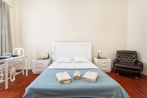 Nessya ROOM! @ Downtown Faro