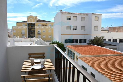 /Julya Apt/ Enjoy Quality & Comfort @ central Faro