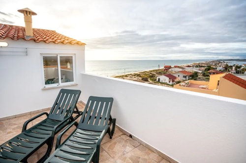 _Benya Apt! Faro Beach, few steps from Ocean!