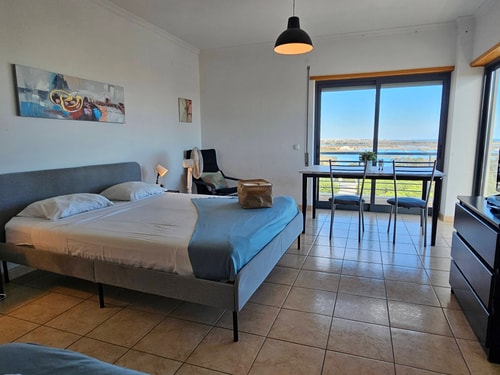 Bonya room| Magic stay @ Faro (Bom João).
