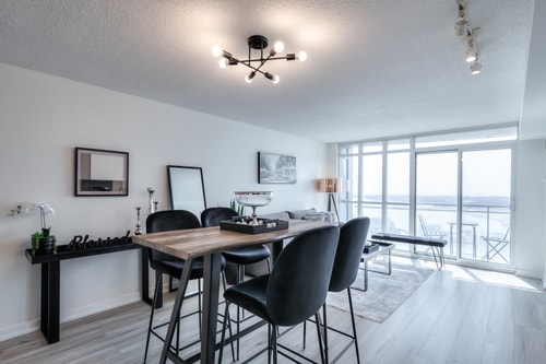 2807 - Ghassaan - 1BR 2B 1b