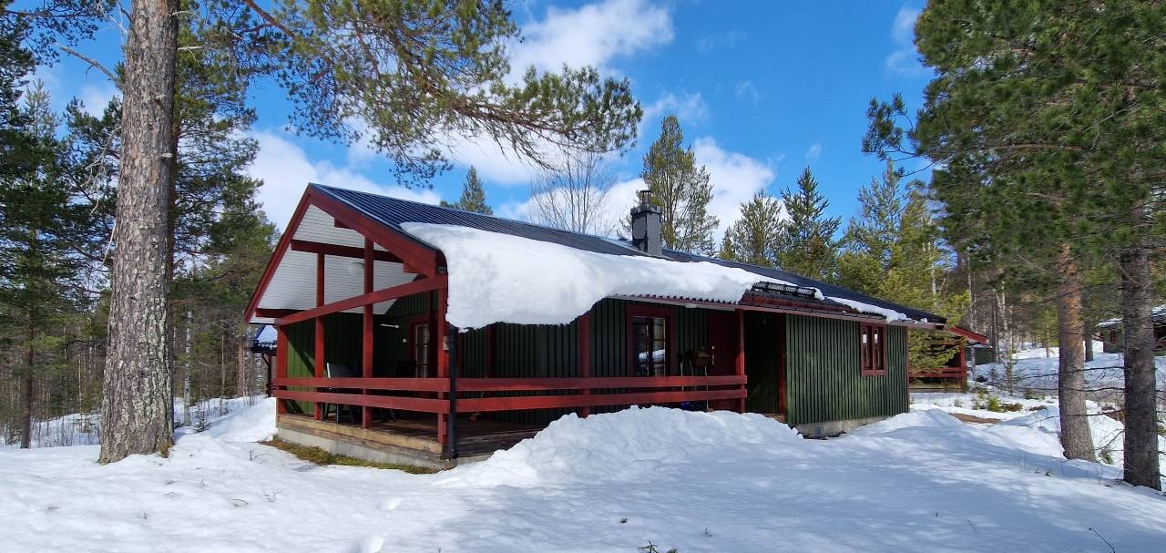 Sauna | Wi-Fi | Terrace | Wood stove | Cable TV 12 Stugor & Boende