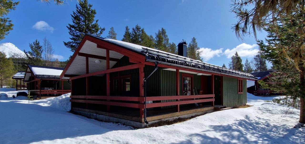 Bastu | Wi-Fi | Terrass | Braskamin | Kabel-TV 13 Stugor & Boende