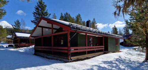 Bastu | Wi-Fi | Terrass | Braskamin | Kabel-TV 13 Stugor & Boende