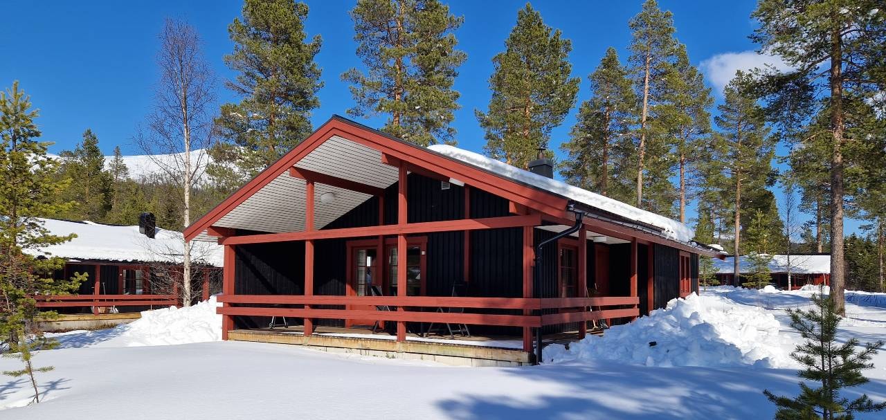 Bastu | Wi-Fi | Terrass | Braskamin | Kabel-TV 13 Stugor & Boende