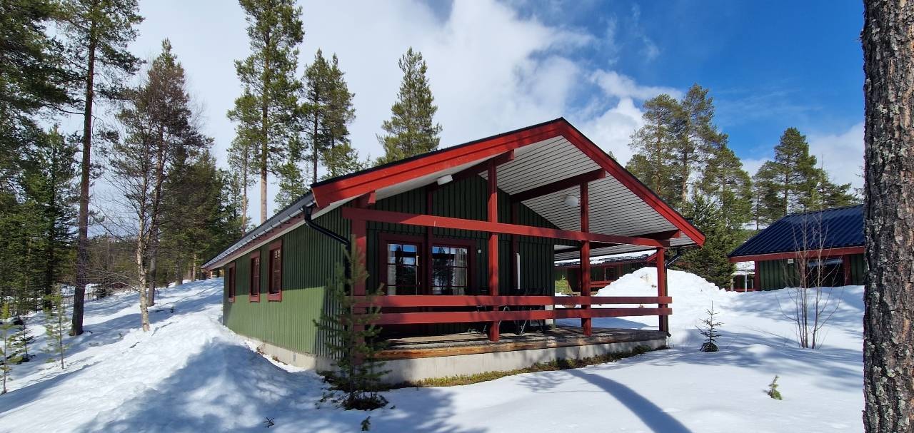 Bastu | Wi-Fi | Terrass | Braskamin | Kabel-TV 12 Stugor & Boende