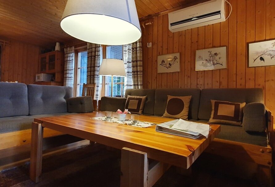 Sauna | Wi-Fi | Terrace | Wood stove | Cable TV 4 Stugor & Boende