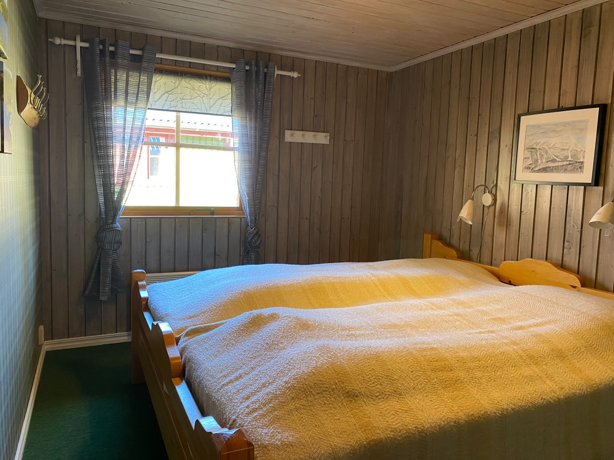 Sauna | Wi-Fi | Terrace | Wood stove | Cable TV 3 Stugor & Boende