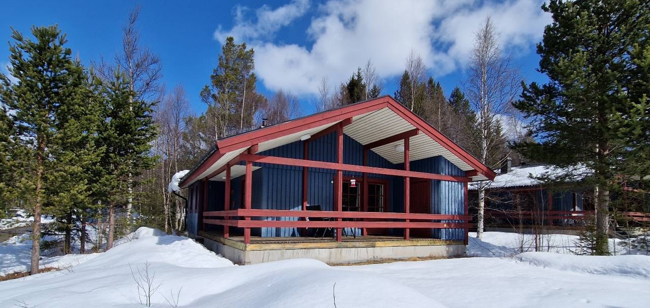 Bastu | Wi-Fi | Terrass | Braskamin | Kabel-TV 12 Stugor & Boende