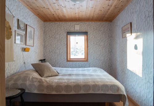 Sauna | WiFi | Terrace | Pets OK | Lakeside plot 12 Lofsdalen Home