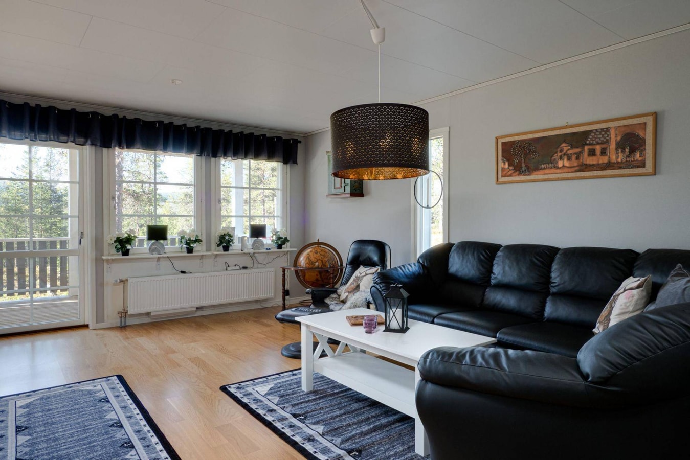 Bastustuga | Djurtillåten | Motorvärmaruttag 2 Lofsdalen Home