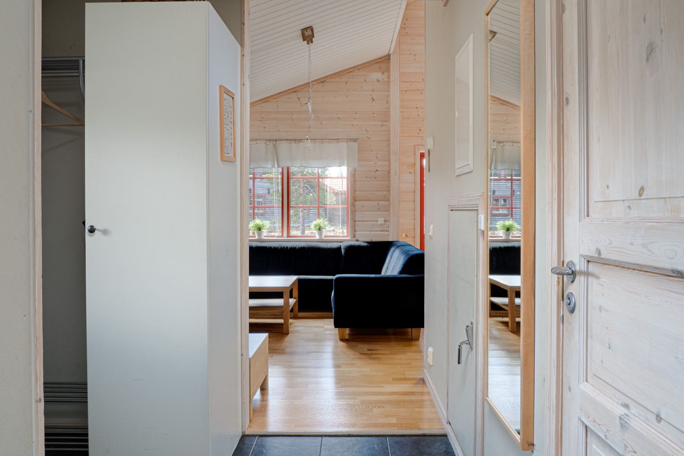 Djurtillåten | Skidbod | Braskamin | Restaurang 8 Lofsdalen Home