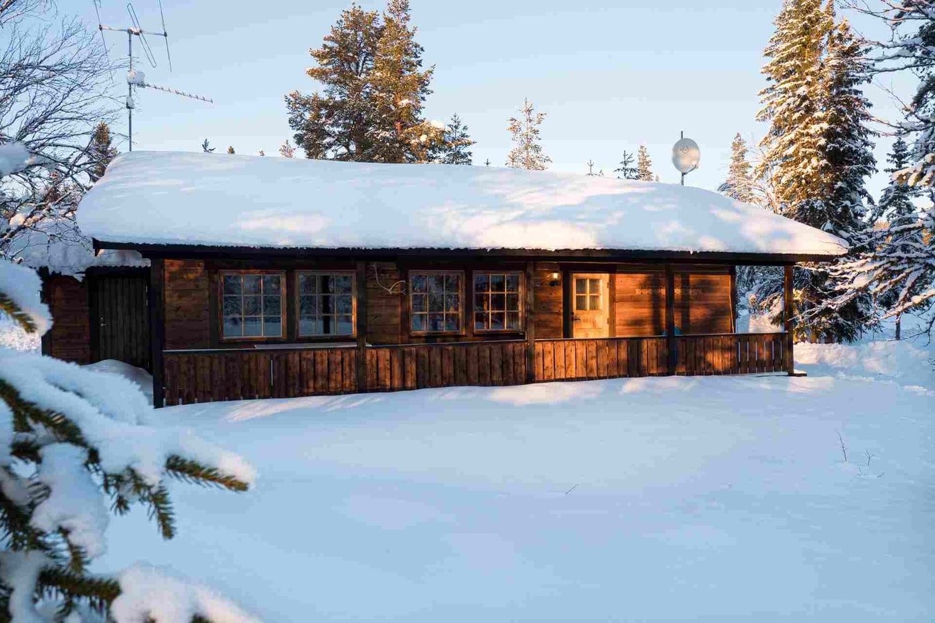 Bastu | Motorvärmaruttag | Terrass | Skoterled Lofsdalen Home