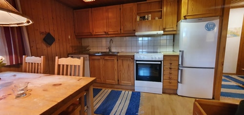 Sauna | Wi-Fi | Terrace | Wood stove | Cable TV 6 Stugor & Boende