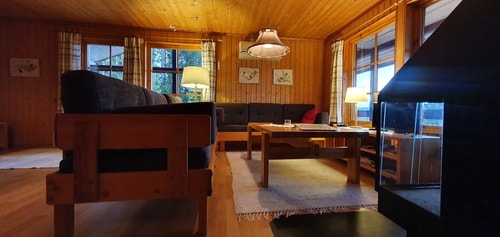 Sauna | Wi-Fi | Terrace | Wood stove | Cable TV 2 Stugor & Boende