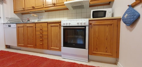 Sauna | Wi-Fi | Terrace | Wood stove | Cable TV 5 Stugor & Boende