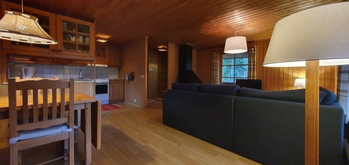 Sauna | Wi-Fi | Terrace | Wood stove | Cable TV 4 Stugor & Boende