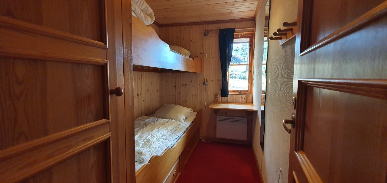 Bastu | Wi-Fi | Terrass | Braskamin | Kabel-TV 10 Stugor & Boende