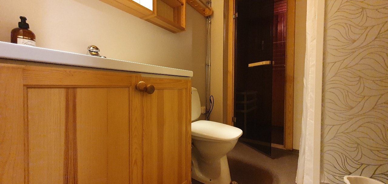 Bastu | Wi-Fi | Terrass | Braskamin | Kabel-TV 7 Stugor & Boende