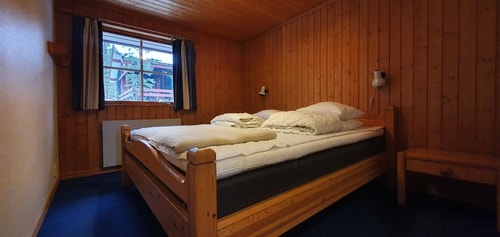 Bastu | Wi-Fi | Terrass | Braskamin | Kabel-TV 8 Stugor & Boende