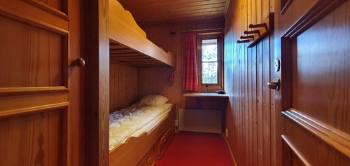 Bastu | Wi-Fi | Terrass | Braskamin | Kabel-TV 8 Stugor & Boende