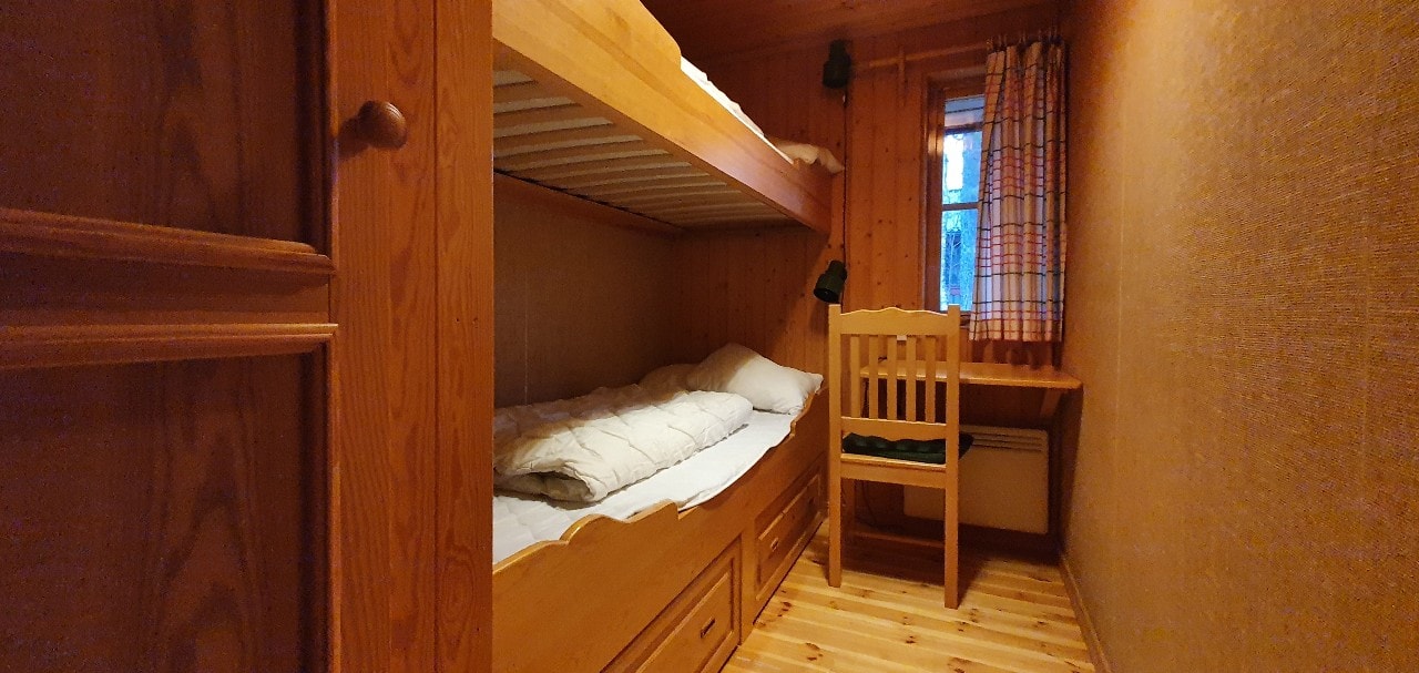 Bastu | Wi-Fi | Terrass | Braskamin | Kabel-TV 9 Stugor & Boende