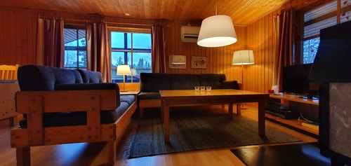 Bastu | Wi-Fi | Terrass | Braskamin | Kabel-TV 2 Stugor & Boende